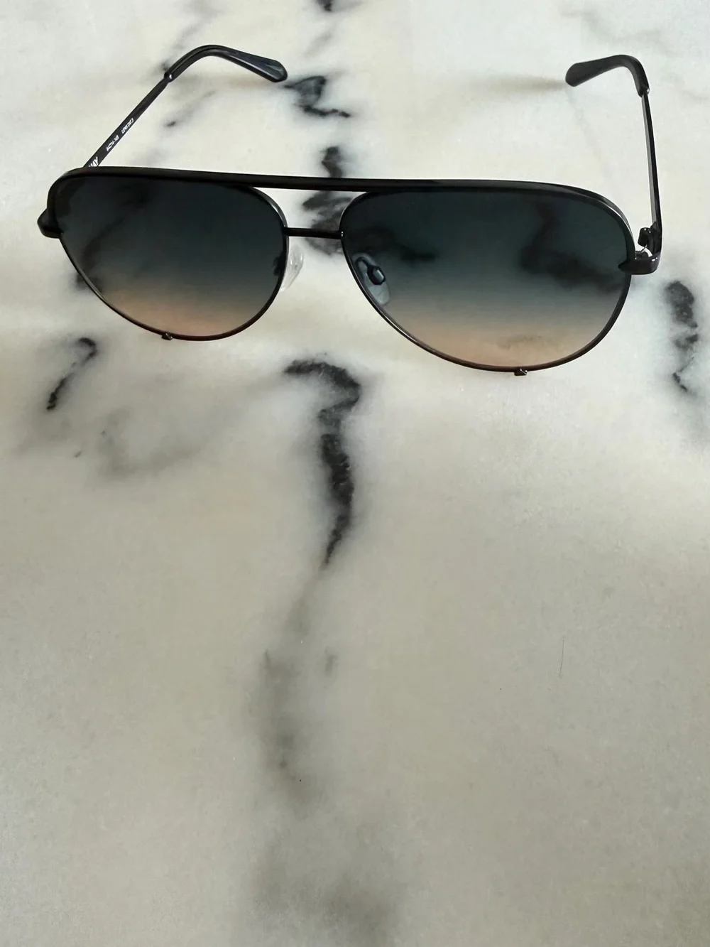 High Key Aviator Sunglasses - Black Gradient